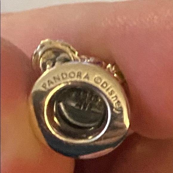 Pandora Disney’s “Alice in Wonderland” spinning tea cup charm for bracelets - Picture 5 of 5